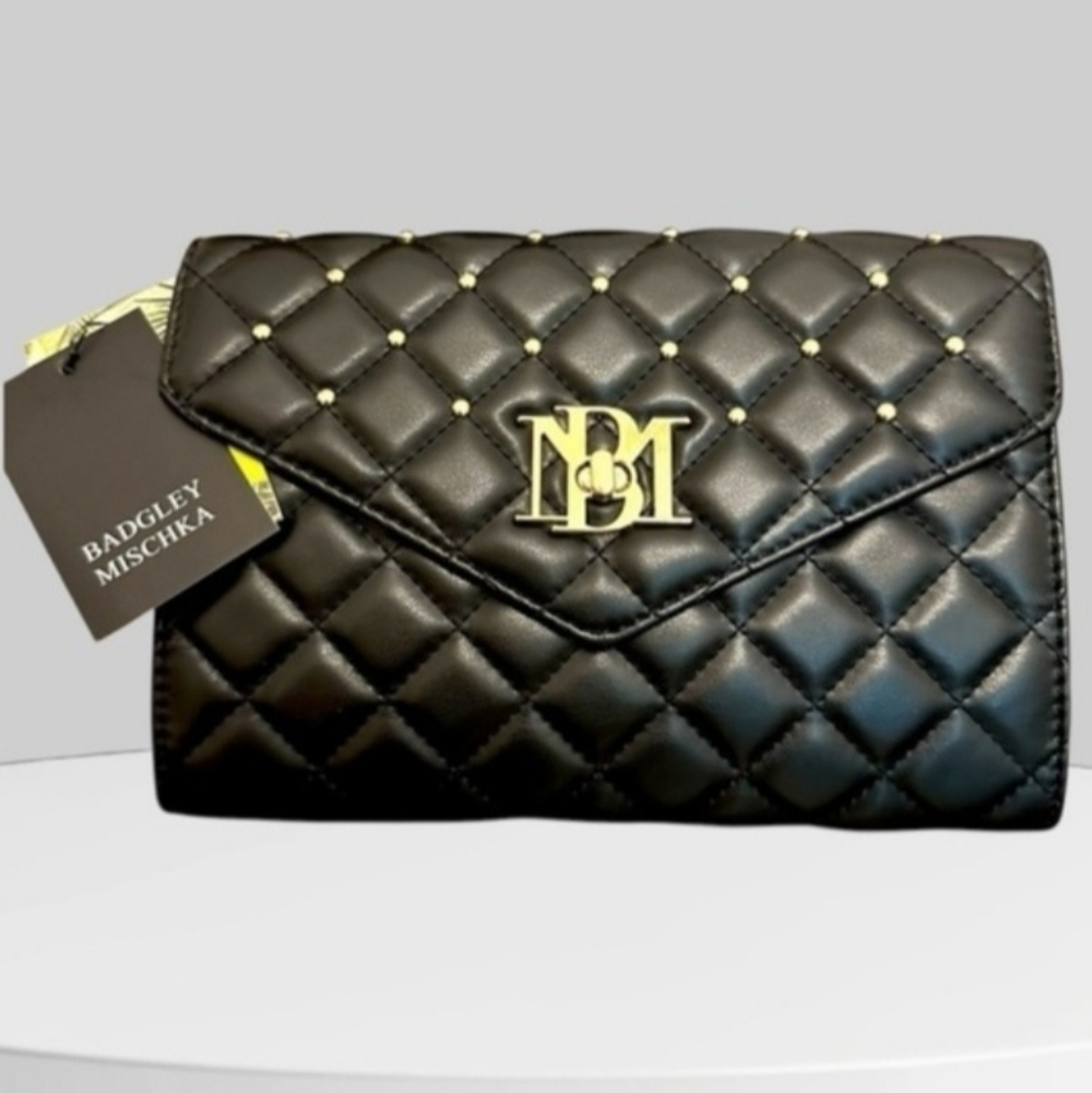 Badgley Mischka Black Quilted Crossbody Clutch